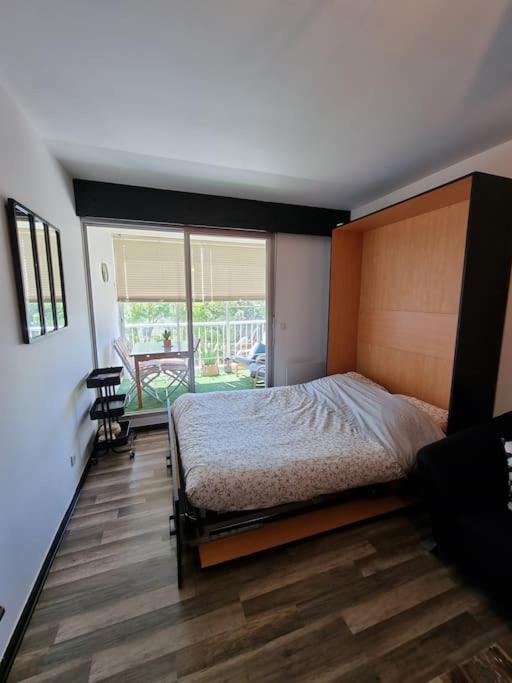 La Plage Vous Appartient - Studio Cabine Vue Mer Apartment Sete Bagian luar foto